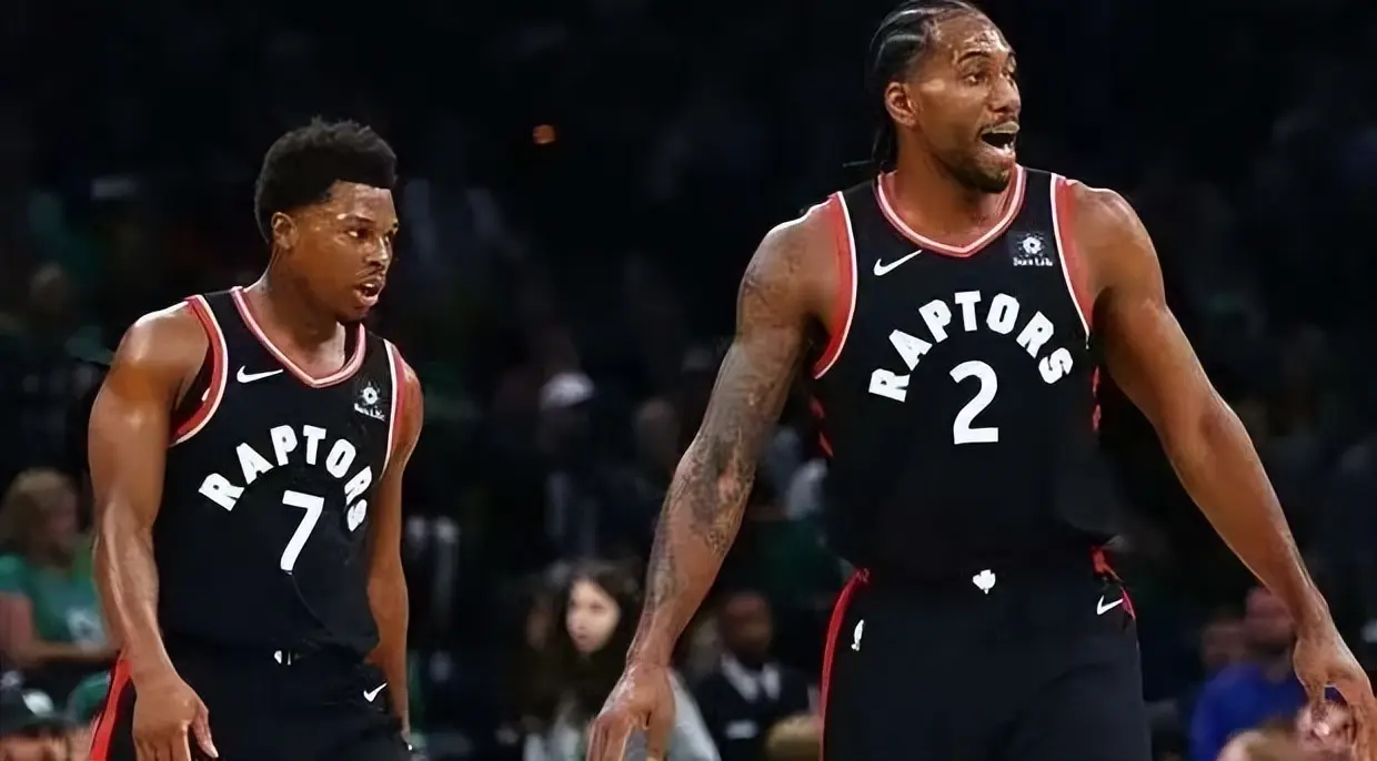 冠军, src, 一次夺冠是 冠军, src, 一次夺冠是