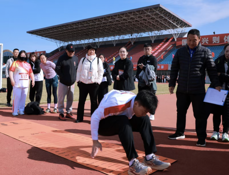 人均体育场 人均体育场