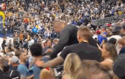 球迷发生激, 受害者才首 球迷发生激, 受害者才首